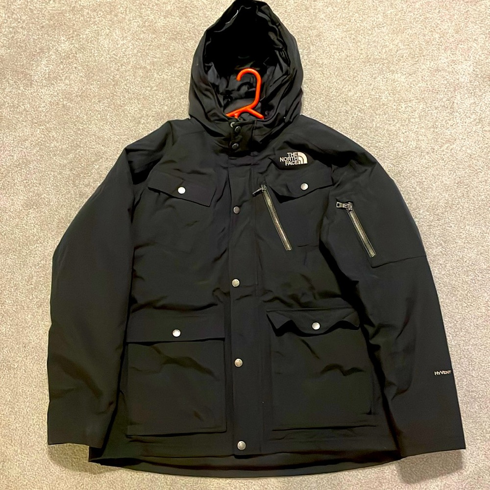 Men’s XXL The Northface Hyvent black heavy snowboarding/winter coat.